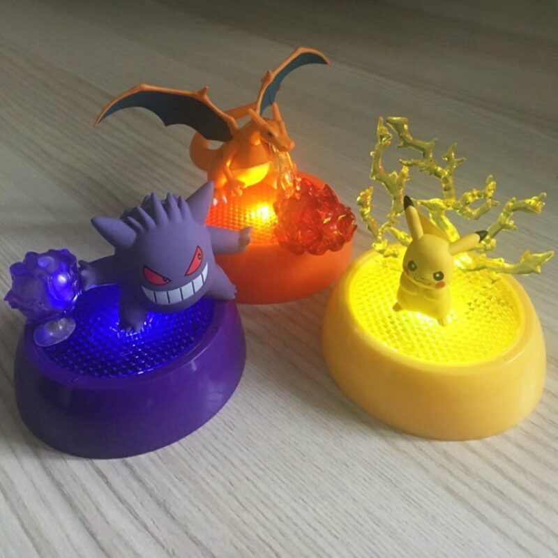 Trio Pikachu Dracaufeu Ectoplasma carré